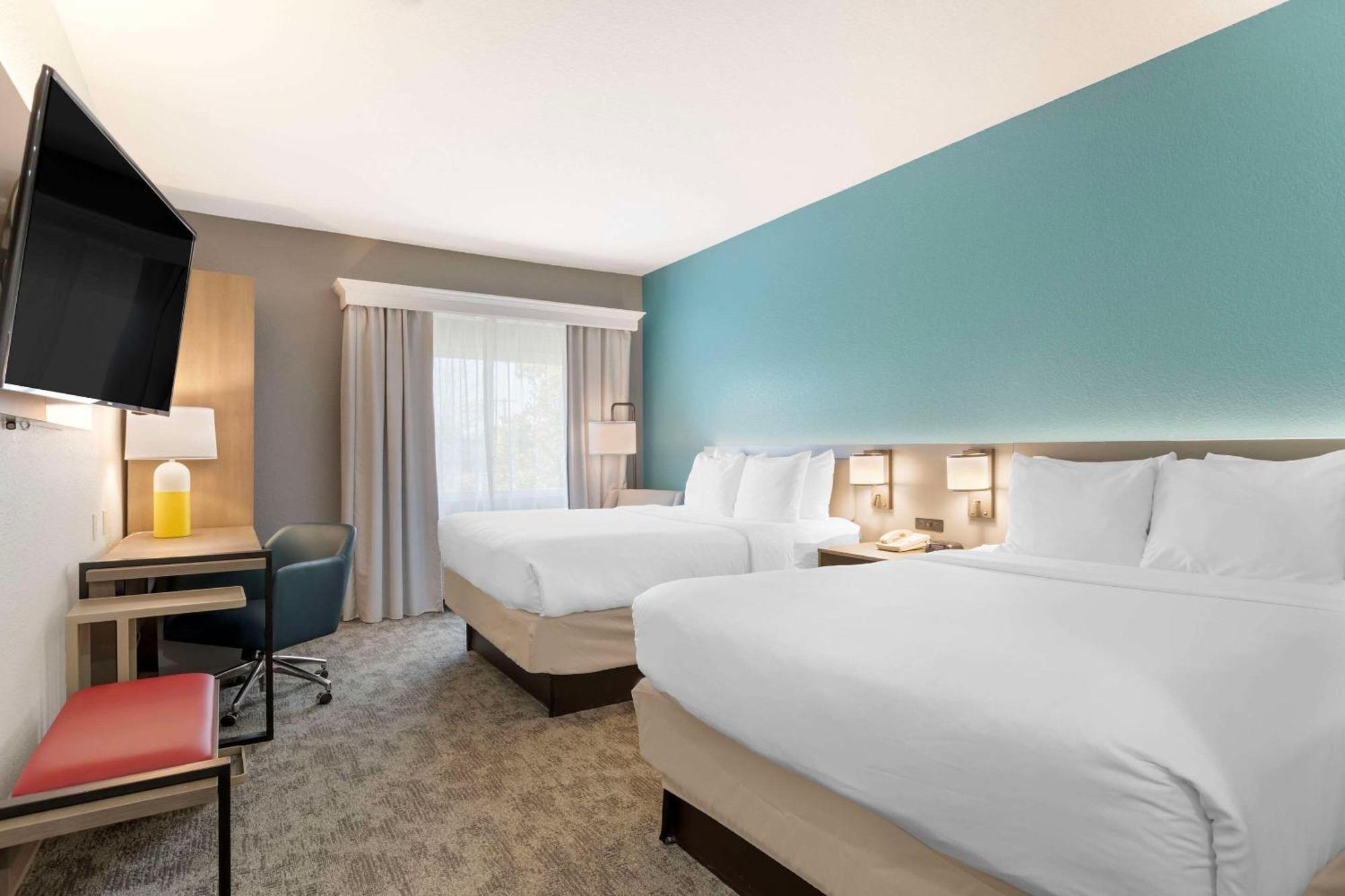 Comfort Inn & Suites Davenport - Quad Cities מראה חיצוני תמונה
