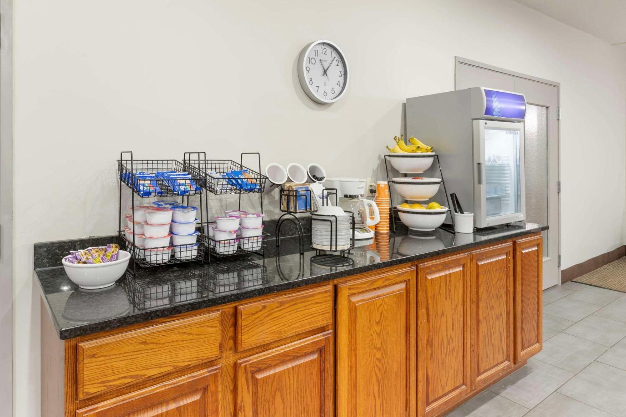 Comfort Inn & Suites Davenport - Quad Cities מראה חיצוני תמונה
