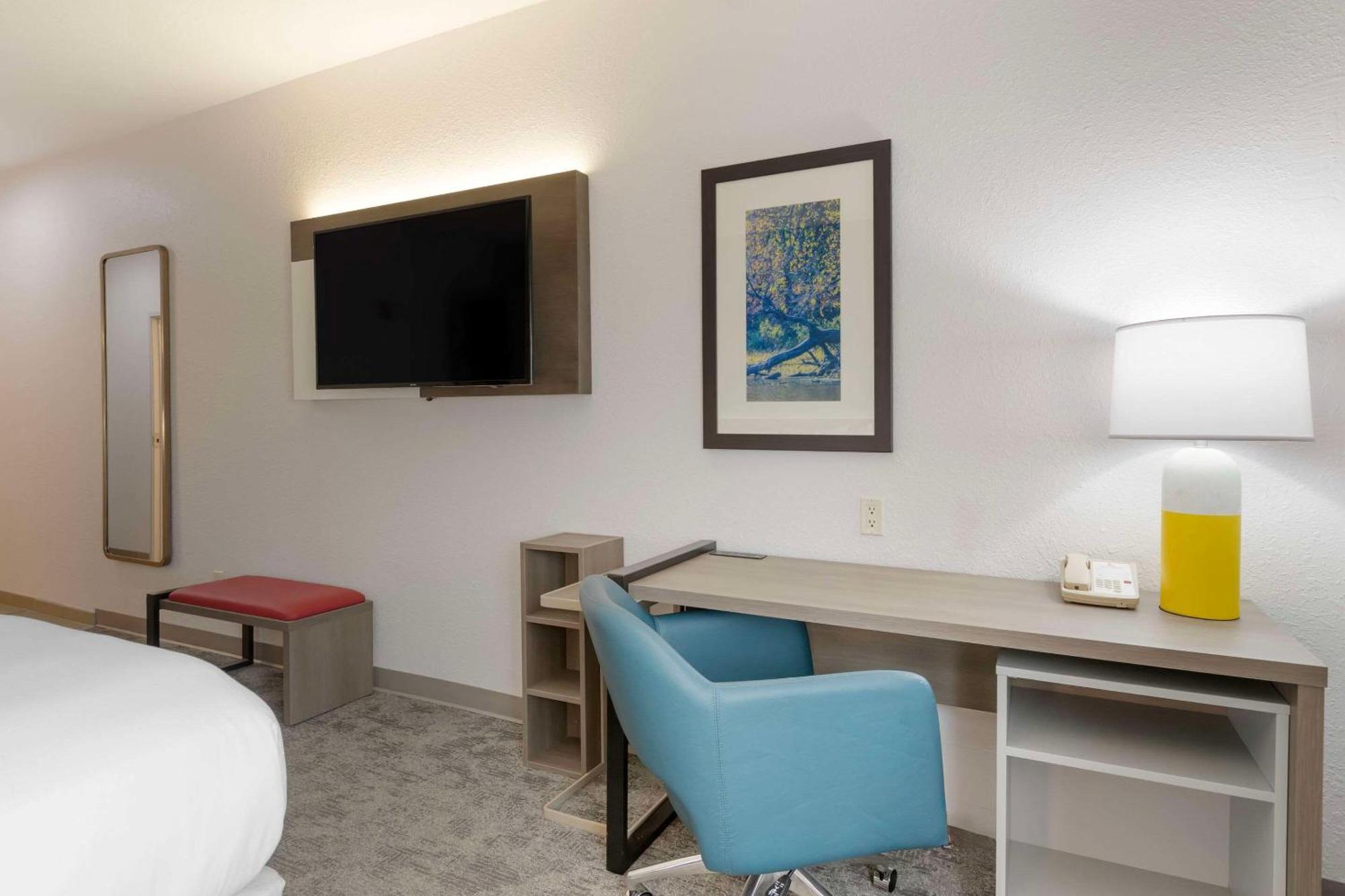 Comfort Inn & Suites Davenport - Quad Cities מראה חיצוני תמונה