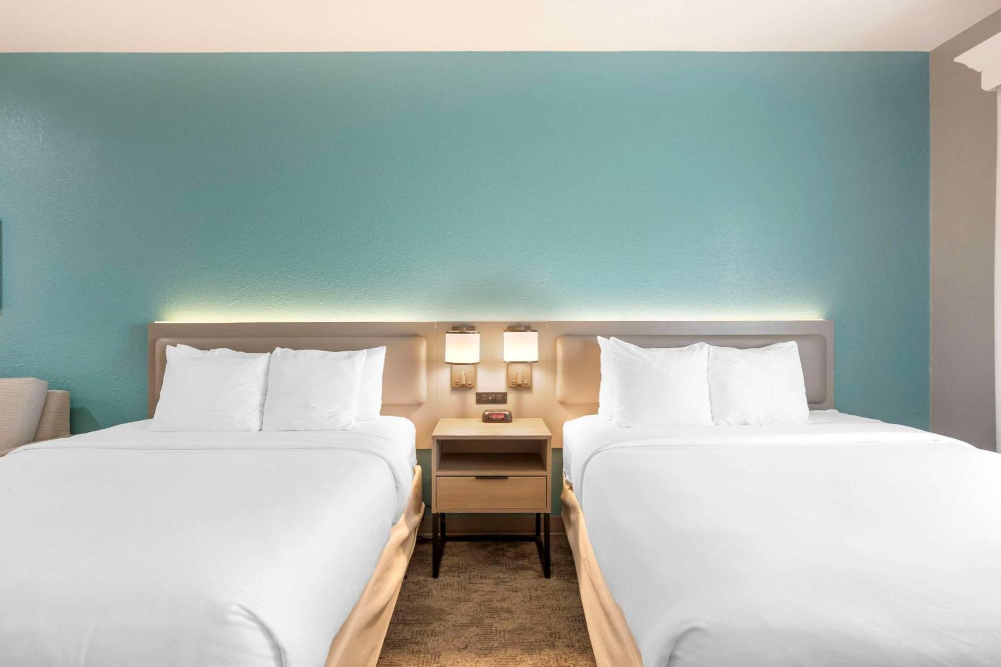 Comfort Inn & Suites Davenport - Quad Cities מראה חיצוני תמונה