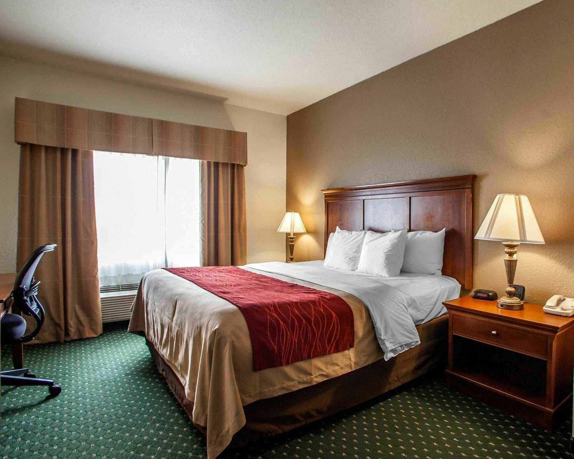 Comfort Inn & Suites Davenport - Quad Cities מראה חיצוני תמונה