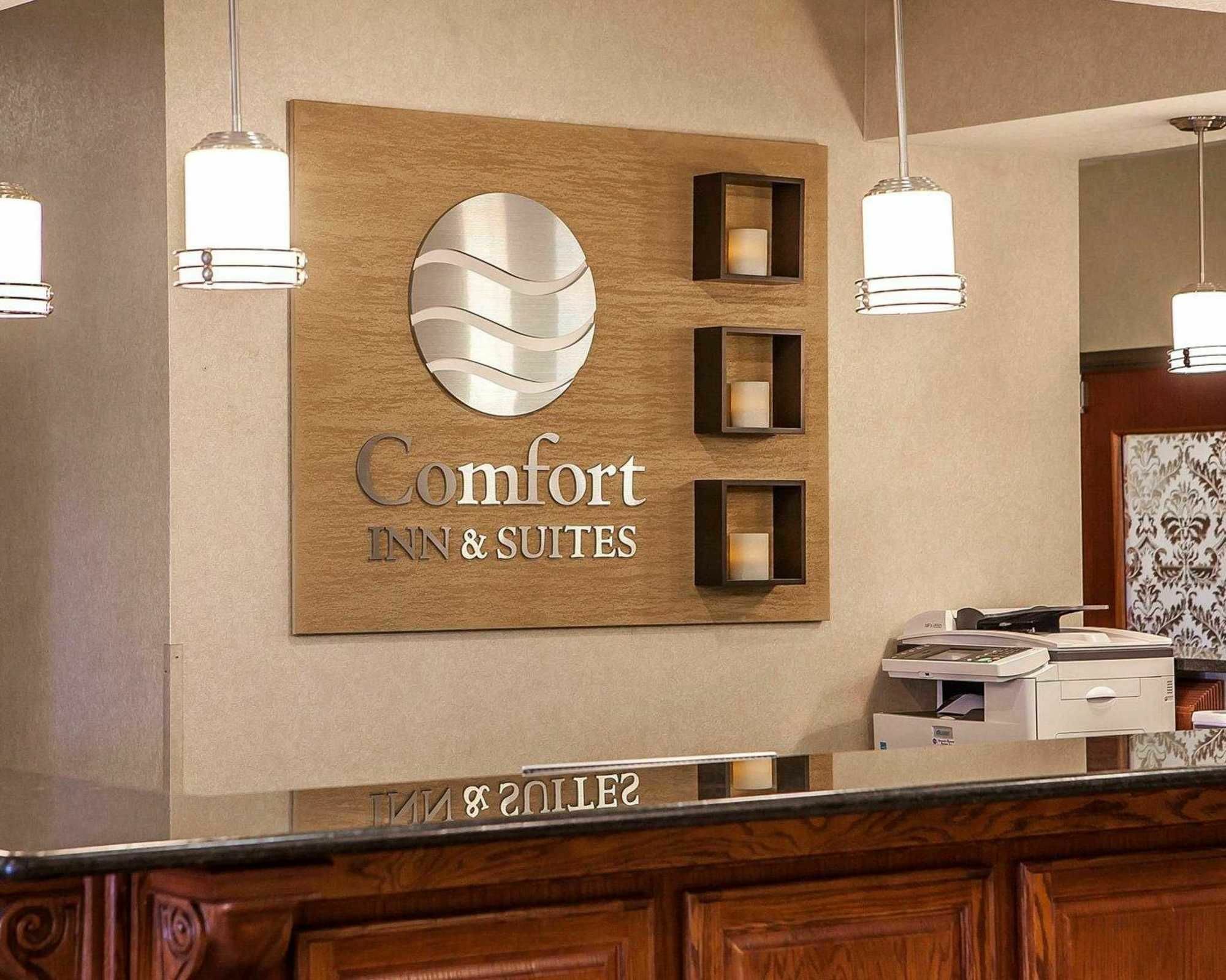 Comfort Inn & Suites Davenport - Quad Cities מראה חיצוני תמונה