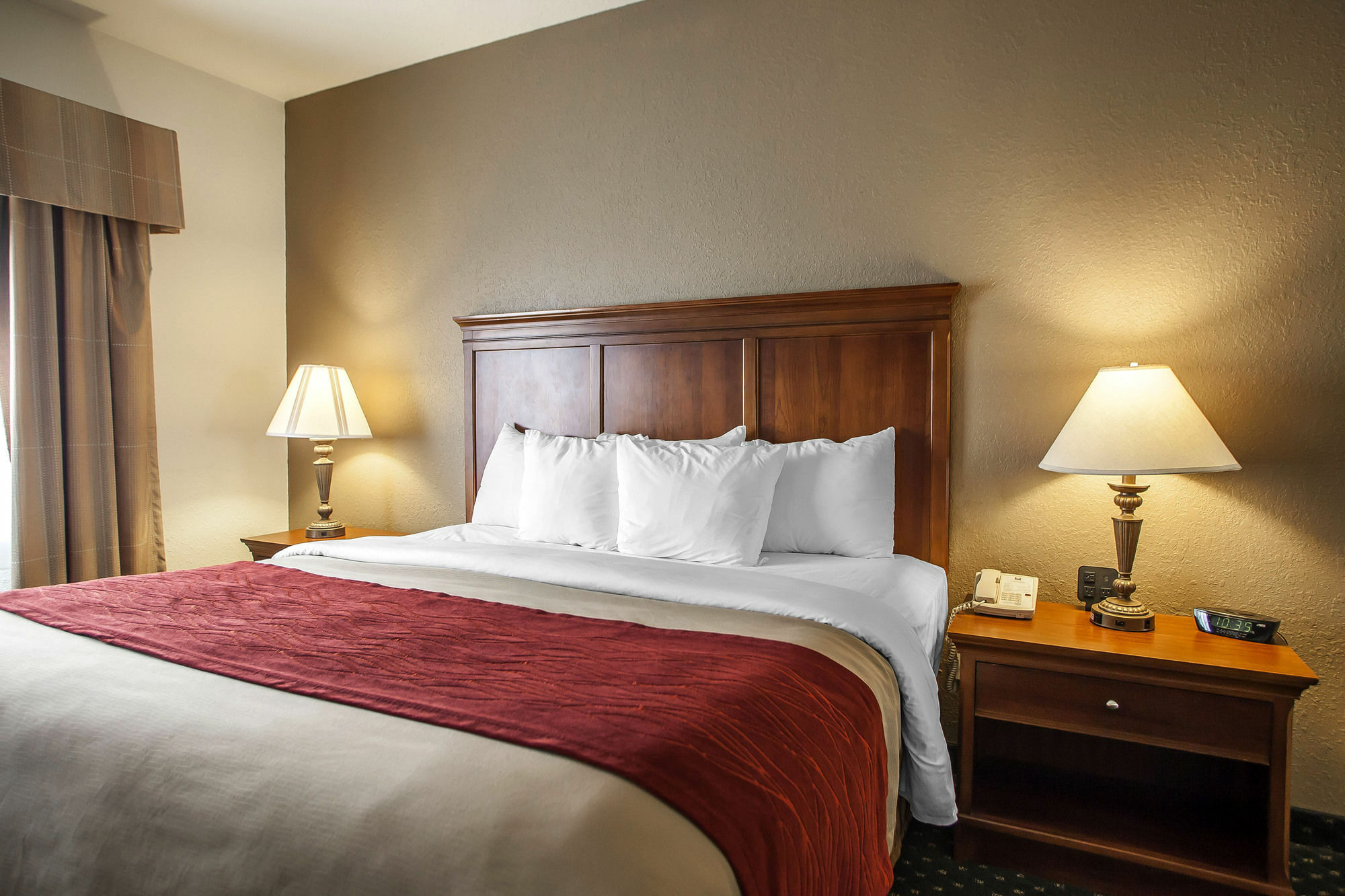 Comfort Inn & Suites Davenport - Quad Cities מראה חיצוני תמונה